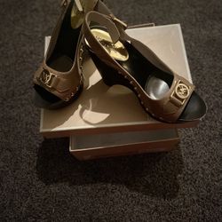 MK High Heels Charm Sling