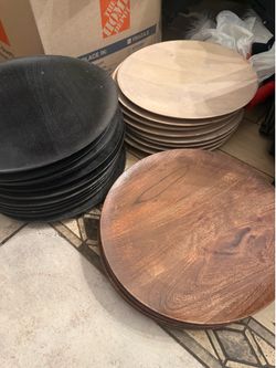 Round wood plates
