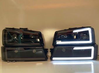 2003-2007 CHEVY SILVERADO AVALANCHE BLACK SMOKED HALOGEN HEADLIGHT SET