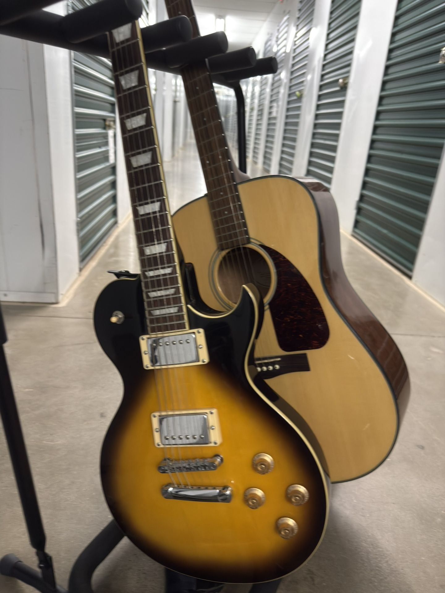 Electric & Acoustic Guitars