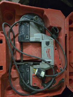 MILWAUKEE DEEP CUT PORTABLE BAND SAW 6238-20