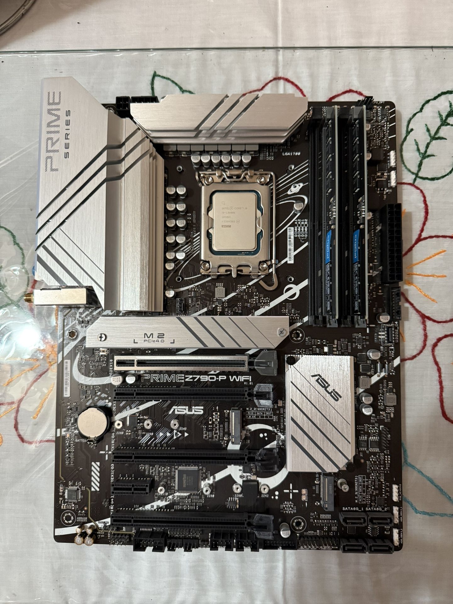 I9-13900K - Z790-P WiFi - DDR5