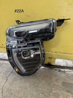 2023-2026 GMC CANYON RH HEADLIGHT OEM