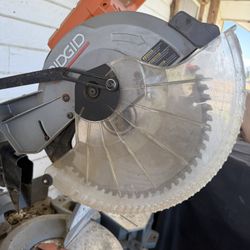 RIDGID Miter Saw 