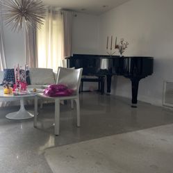 Young Chang Grand piano 6’10”