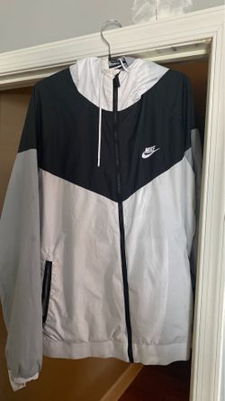 Nike windbreaker
