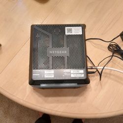 Netgear Nighthawk Modem/Router AC1900