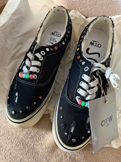 Satoshi Nakamoto x Vans Round Lucky Charms