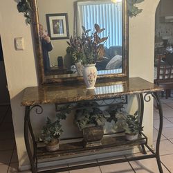 Mesita de sala con espejo