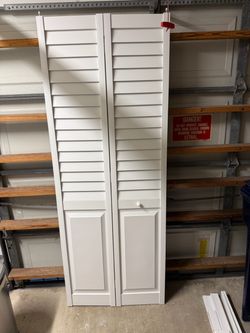 Bifold  closet door