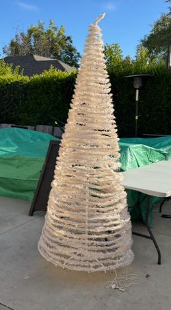 Christmas Tree Spiral With Light 