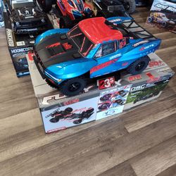 Brushless electric RC Short course Truck rear wheel drive including remote controller brand new in a box