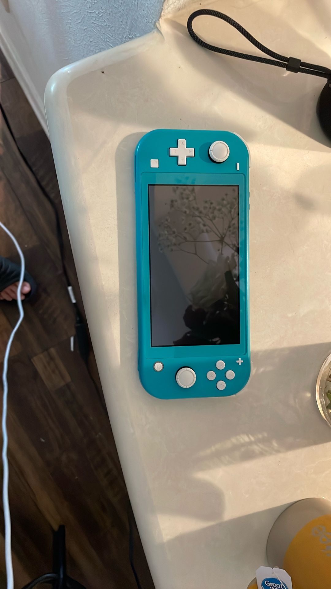 Nintendo switch lite (Great Condition)