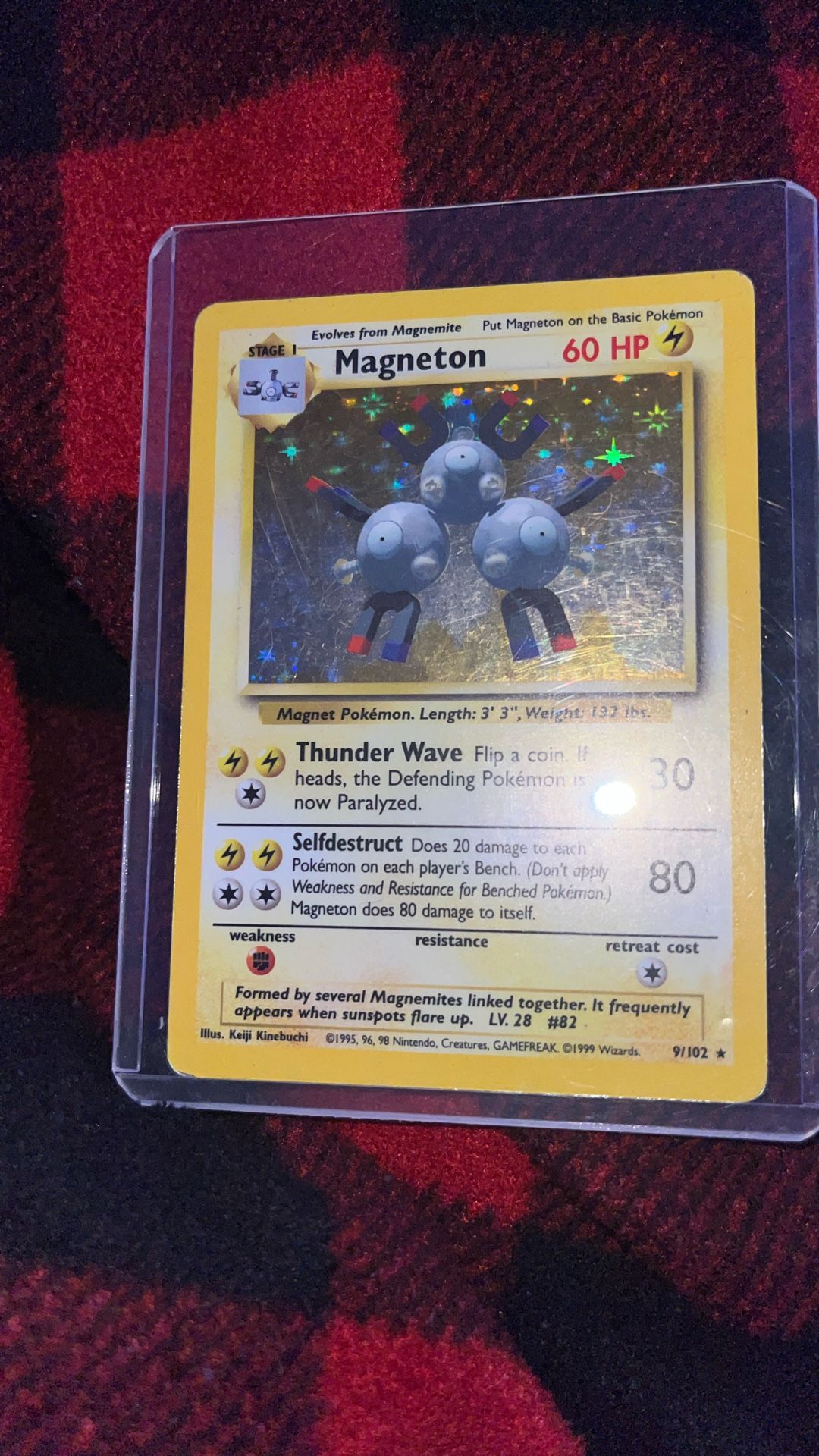Pokemon TCG Shadowless Magneton 9/102 Pokemon Base Set Shadowless Holo