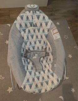 Baby Bouncer Seat with Vibration Unit