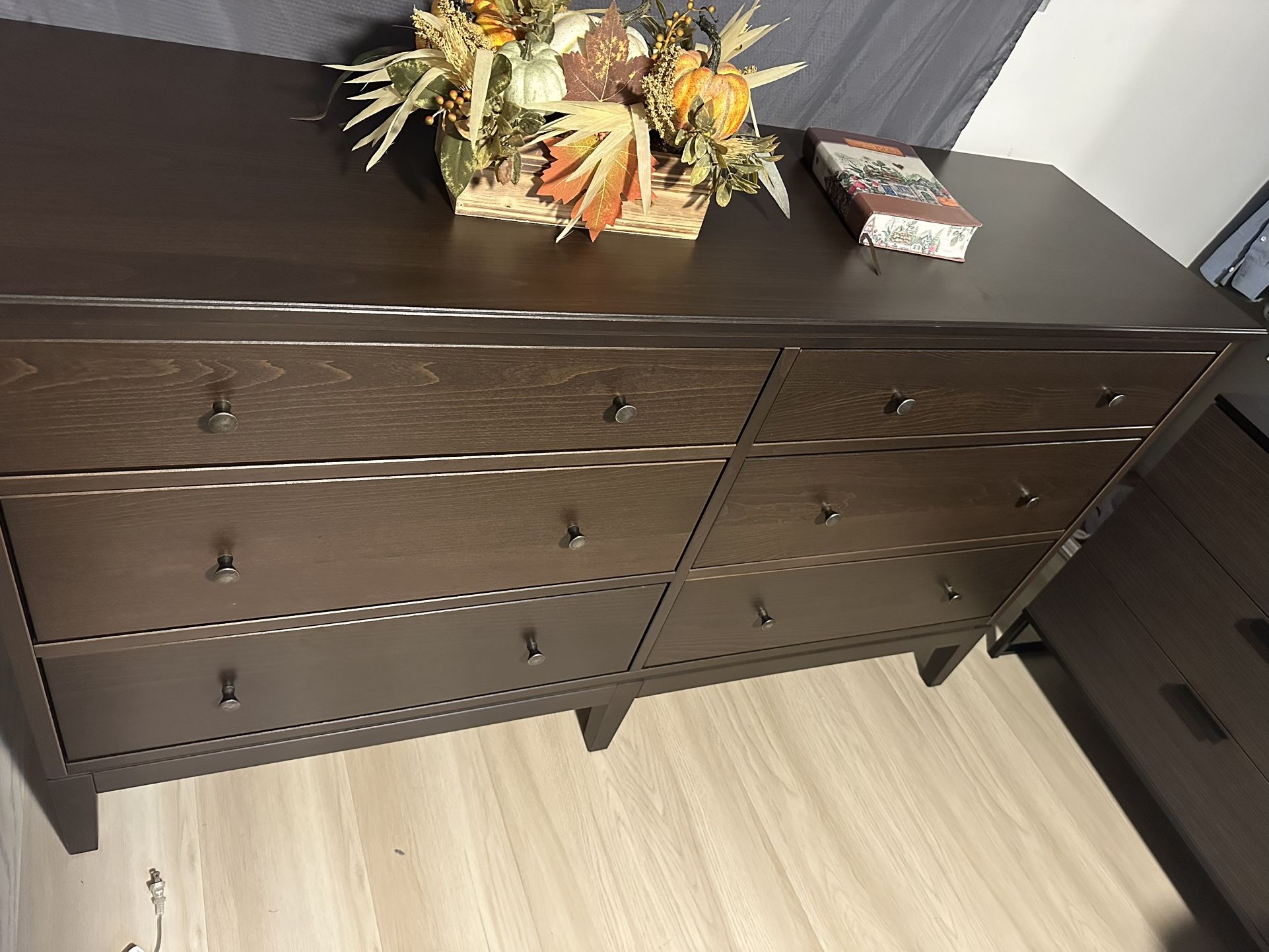 IDANAS IKea Dresser Like New