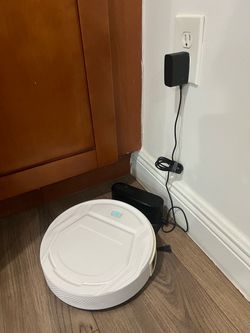M210 Robot Vacuum Cleaner