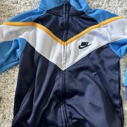 Bag Of Boy Clothes        (4-5 Small )