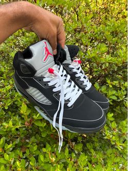 Jordan 5s size 10,5 150$ used one time
