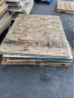 Plywood pallet size