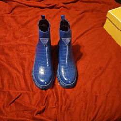 GUESS half Boot Blue Size 8