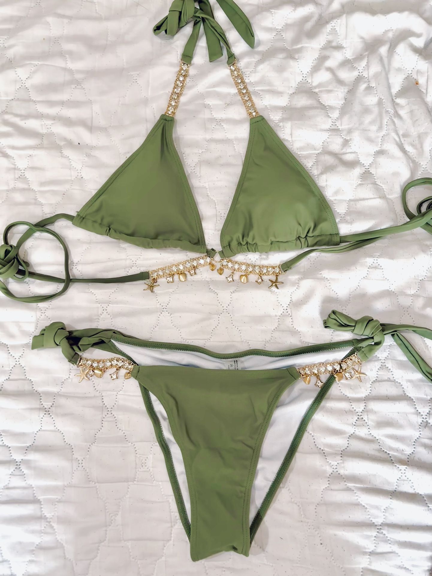 Hot Swimsuit / Bikini