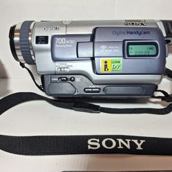 Sony Handycam Digital8 Hi8 8mm Camcorder 