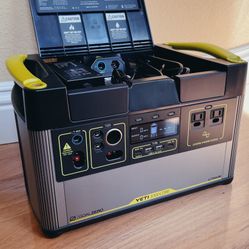 Yeti 1000 Core Portable Power Station w Solar Panel  Trade Or Sell 