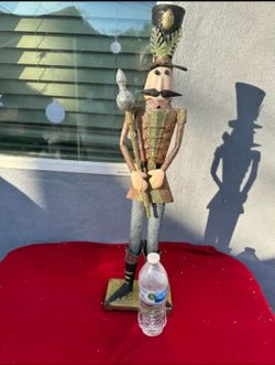 Christmas Decoration Metal Nutcracker 