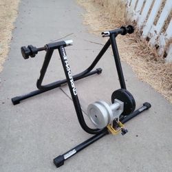 Blackburn Mag TrakStand Indoor Bike Trainer Bicycle