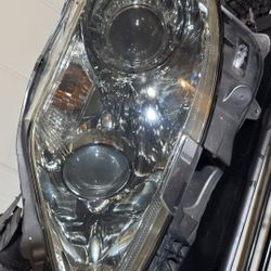 lexus ls460 ls460l left driver headlight oem with ballast