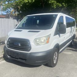 2015 Ford Transit Passenger 350 Van