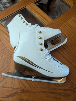 Women's Figure Skates Size 7