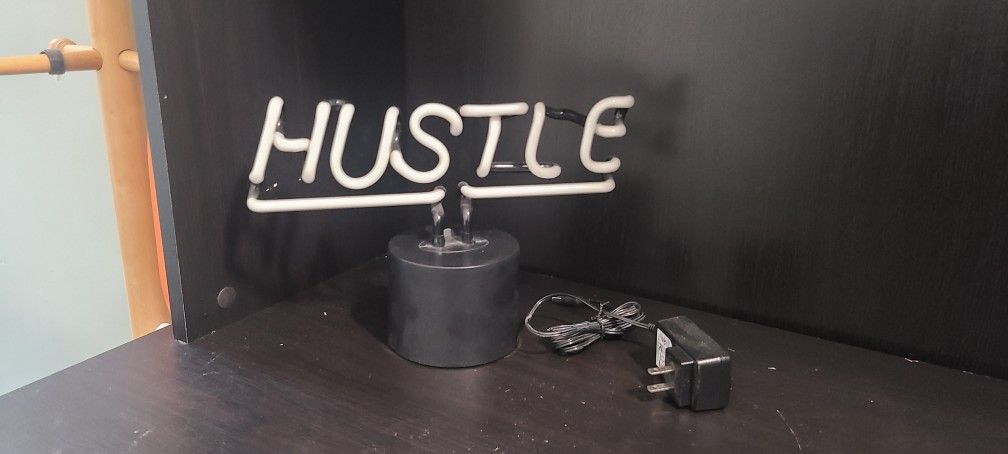 Amped & Co Light Up Hustle Sign