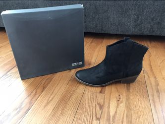 NIB Kenneth Cole Reaction Tale Spin Black Leather Ankle Booties Size 11 Western