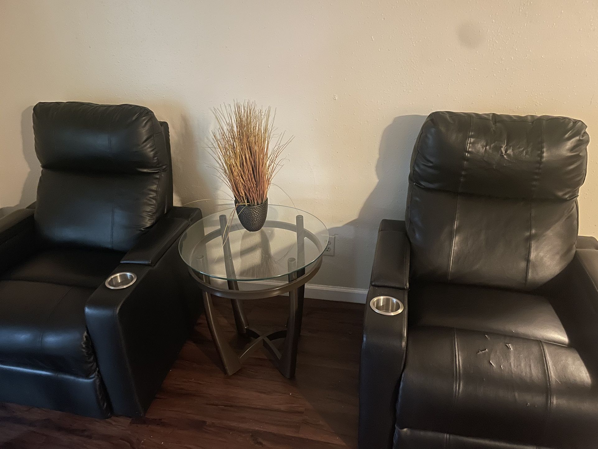 Black Leather Recliner Chairs 