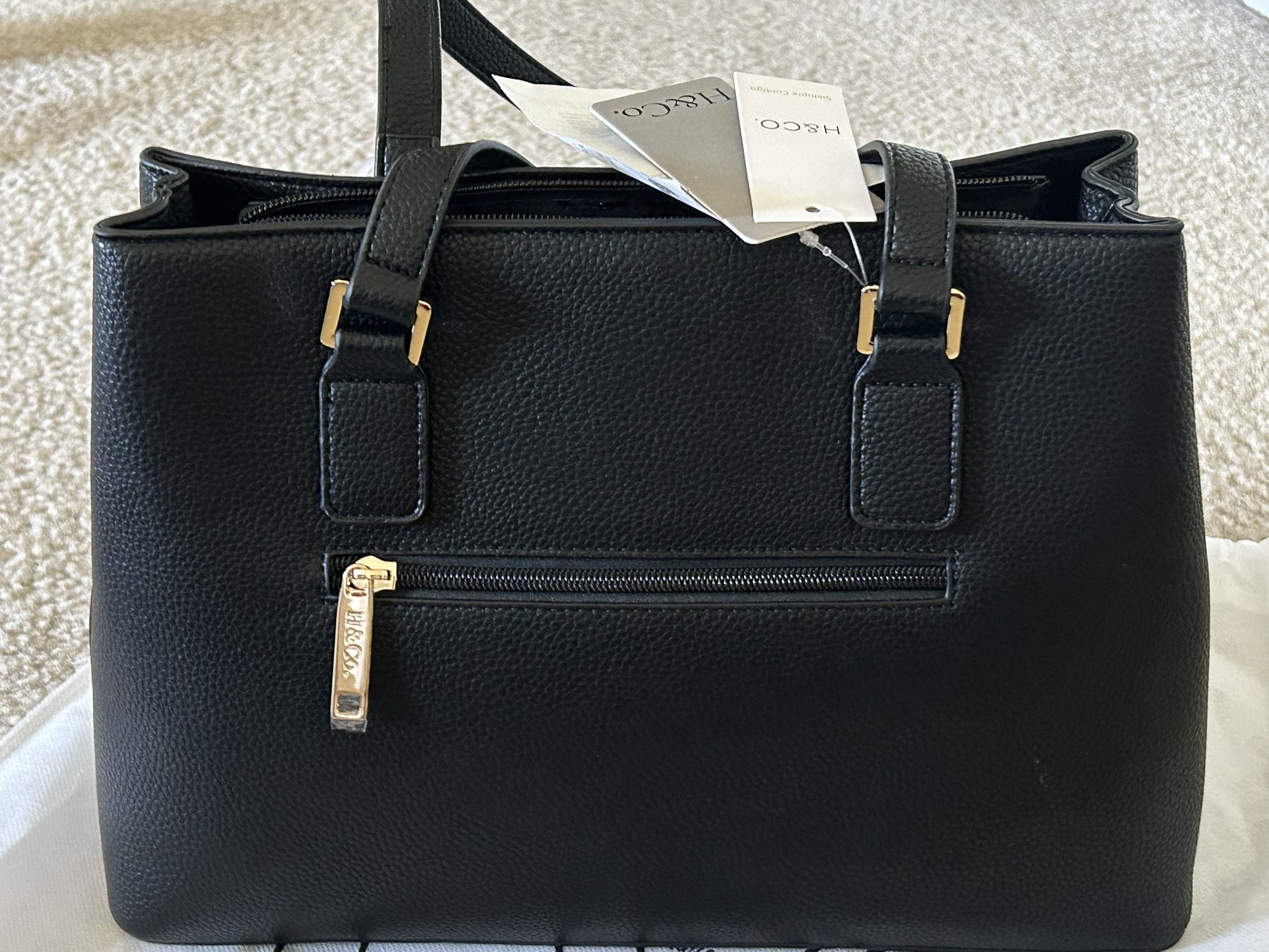New H&CO Black Purse for Sale in Hayward, CA - OfferUp