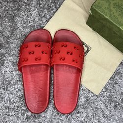 Gucci slides size 8.5us 42eur 