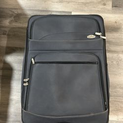 Large Suitcase 