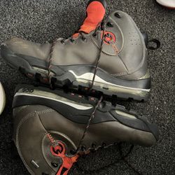 Nike ACG Mountain Fly GORE-TEX Hiking Boot Size 13