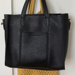🙃 Portland Leather Lola Crossbody Tote And Canvas Insert