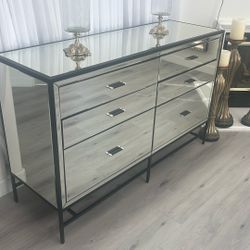 Mirror Dresser