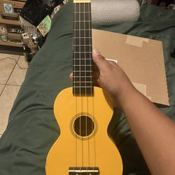 Mahalo Rainbow Series Soprano Ukulele
