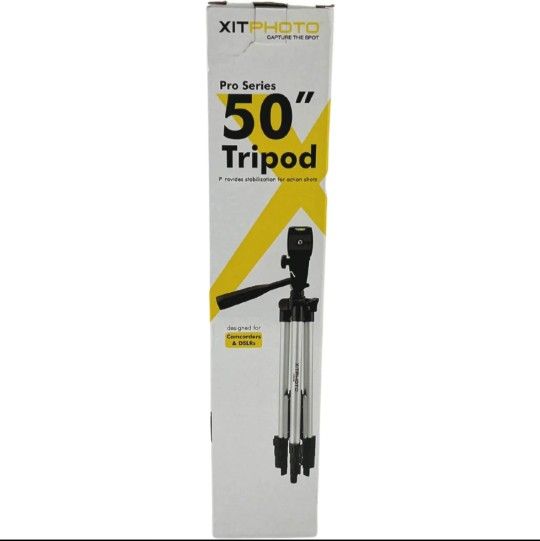 XIT Photo Pro Series Tripod:
Camera Tripod / Camera
Accessoires / 50"