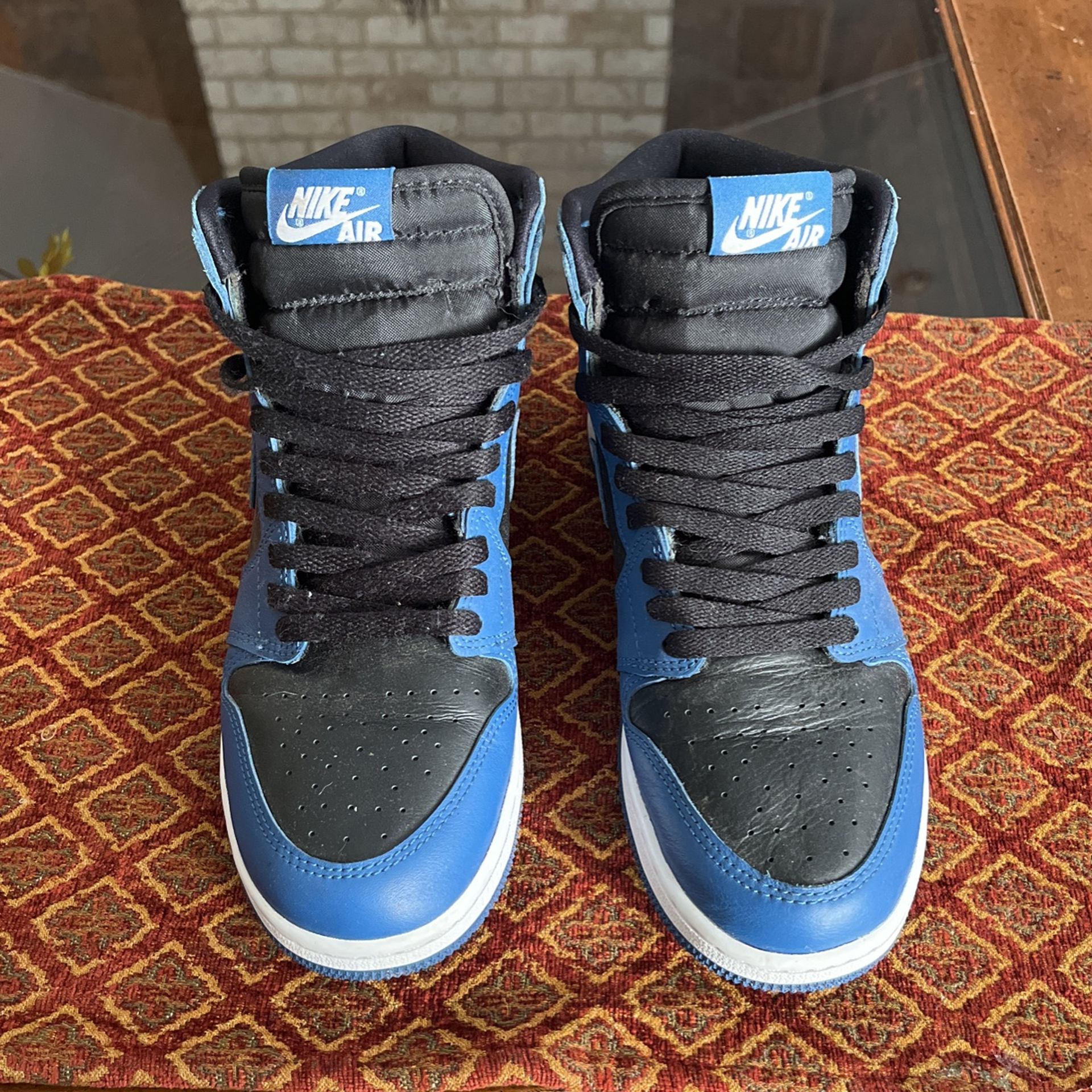 Air Jordan Retro High OG Dark Marina Blue