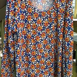 LuLaRoe Lynnae Top - New