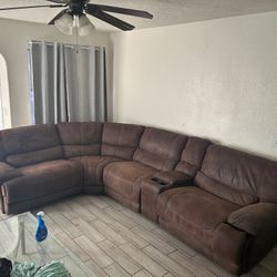 Power Reclining Sectional