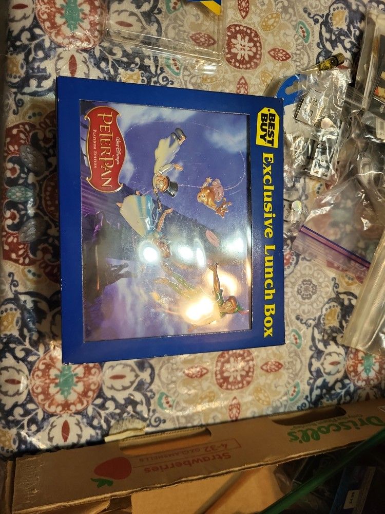 Peter Pan Platinum Edition Lunchbox