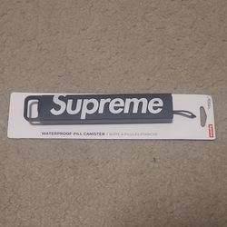 Supreme Black Waterproof Aluminum Pill Canister Gray Logo 7 Compartments