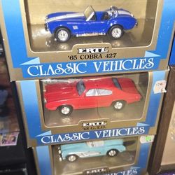 3 die cast 1:43 cars